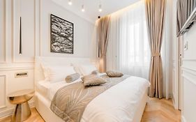 Luxury Rooms L'Avenue Split